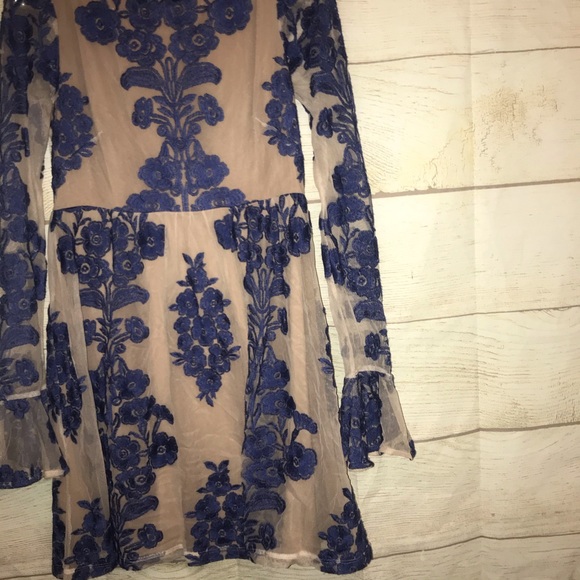 For love and lemons Temecula embroidered dress SM - Picture 4 of 7